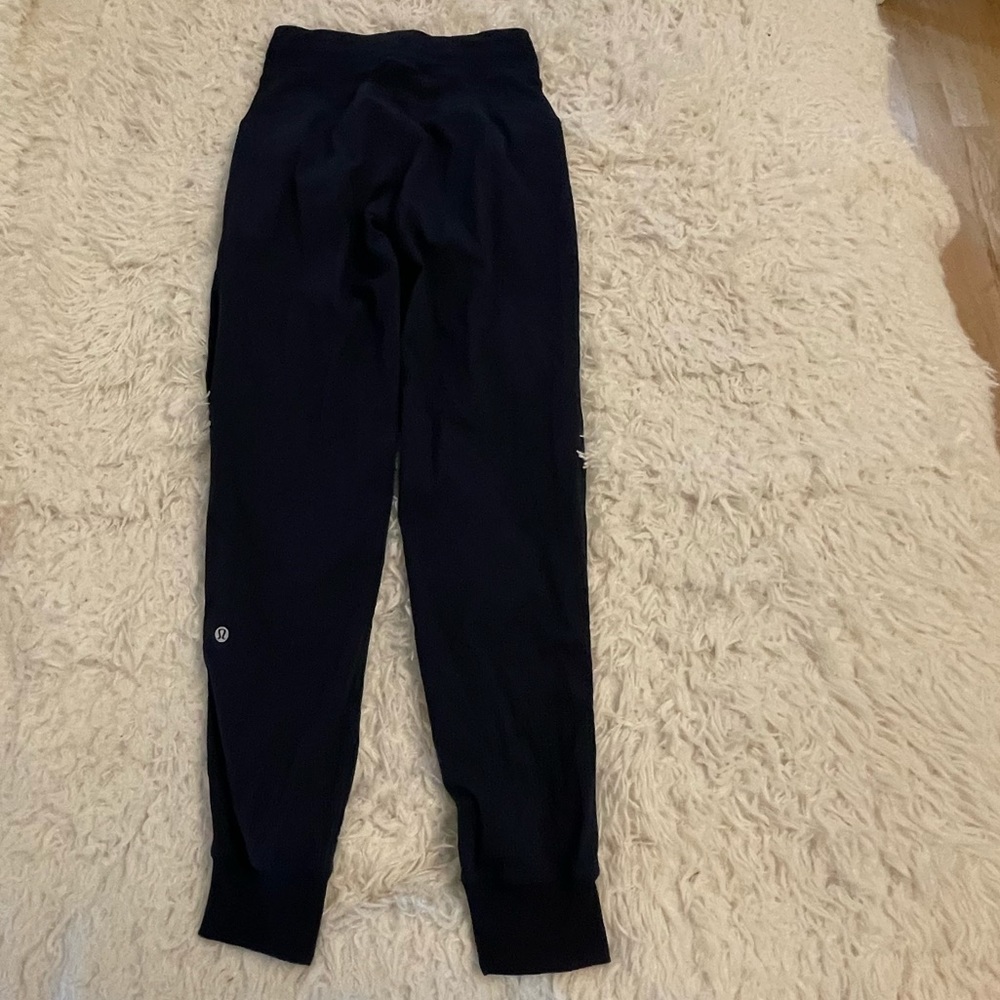 Lululemon True Navy Dance Studio MidRise Joggers Gem
